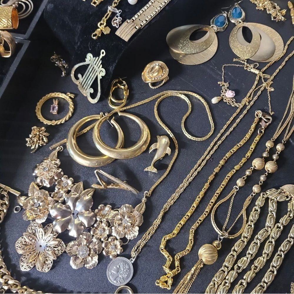 1 Lb Pound Unsearched Huge Lot Vtg 2 Now Jewelry WEARABLE Art Craft Treasure Fun - Picture 6 of 11